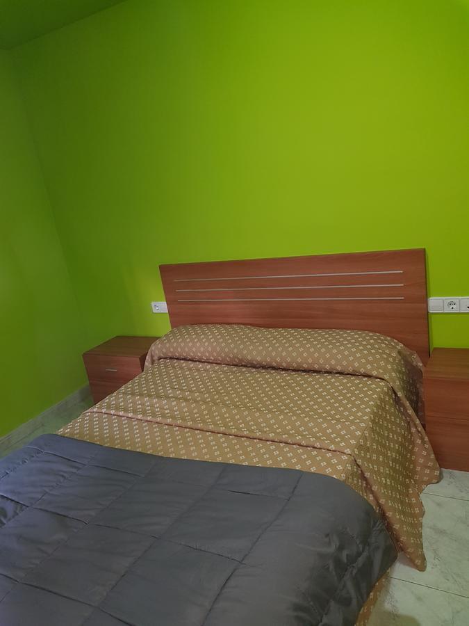 Hostal Europa Tarragona Bagian luar foto